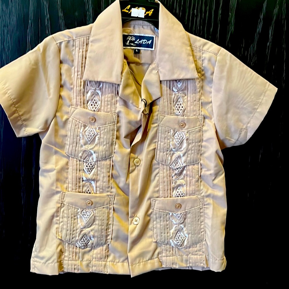Boys guayaberas